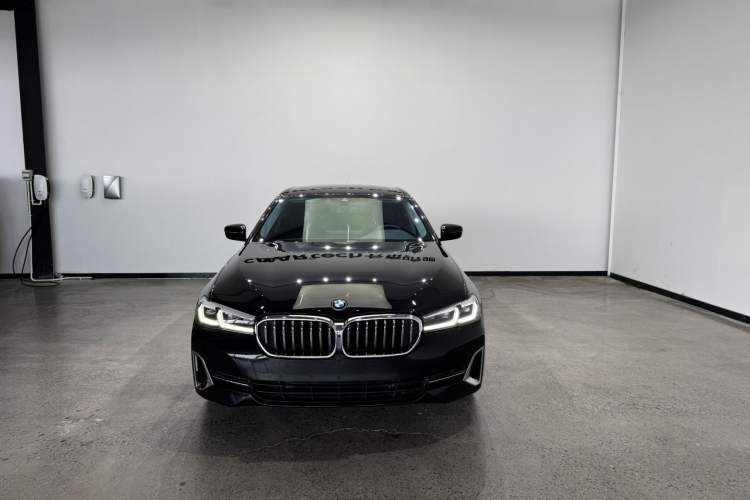 Used BMW 5 Series 2022 Second Facelift 530Li Luxury Edition Premium Package Exterior 1