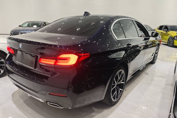 Used BMW 5 Series 2022 Second Facelift 530Li Luxury Version M Sport Package Exterior 1