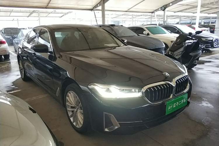 Used BMW 5 Series 2022 Restyled 525Li Luxury Package Exterior 1