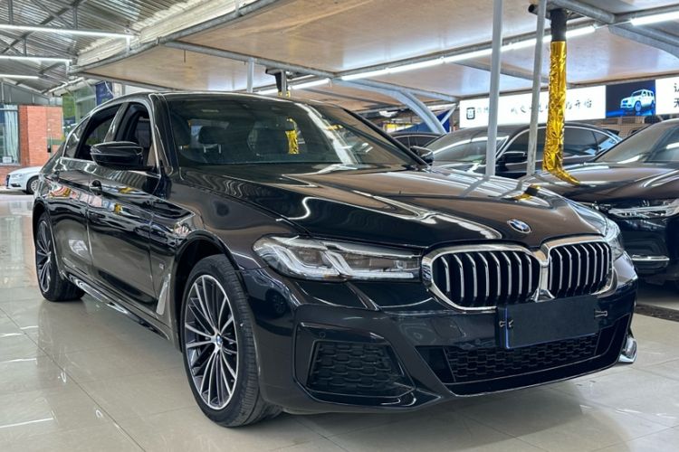 Used BMW 5 Series 2022 Restyled 530Li Leading Edition M Sport Package Exterior 1