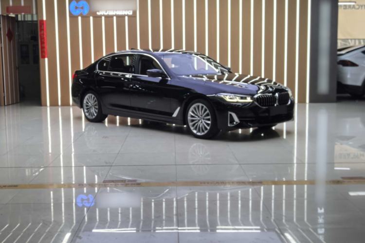 Used BMW 5 Series 2022 Second Facelift 530Li Luxury Edition Premium Package Exterior 1