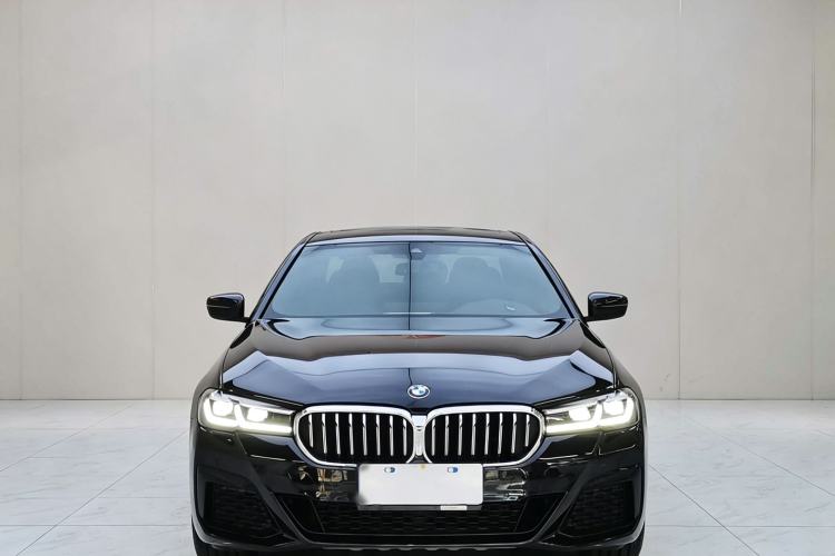 Used BMW 5 Series 2022 Restyled 530Li Leading Edition M Sport Package Exterior 1