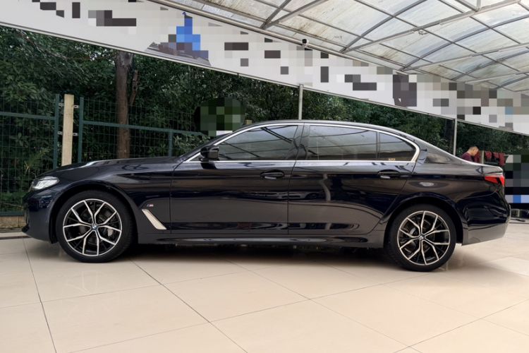 Used BMW 5 Series 2022 Revised Version 3 530Li Luxury Edition M Sport Package Exterior 2