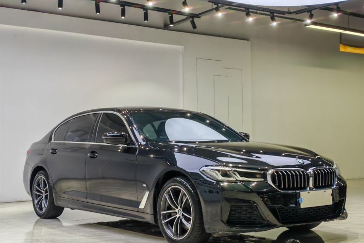 Used BMW 5 Series 2022 Second Facelift 525Li M Sport Package Exterior 2