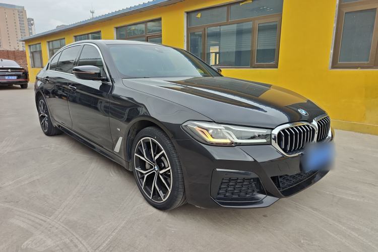 Used BMW 5 Series 2022 Second Facelift 530Li Luxury Version M Sport Package Exterior 2