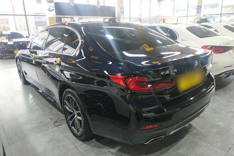 Used BMW 5 Series 2022 Second Facelift 525Li M Sport Package Exterior 2