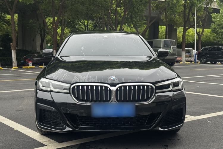 Used BMW 5 Series 2022 Second Facelift 525Li M Sport Package Exterior 2
