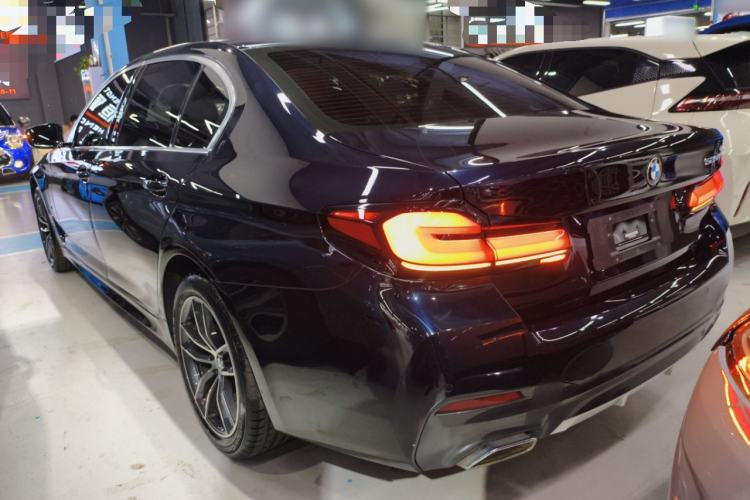 Used BMW 5 Series 2022 Second Facelift 525Li M Sport Package Exterior 2