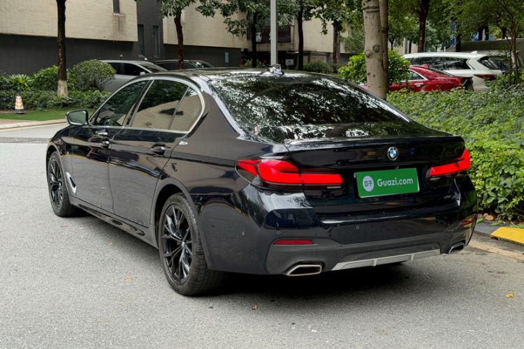 Used BMW 5 Series 2022 Second Facelift 530Li Luxury Version M Sport Package Exterior 2