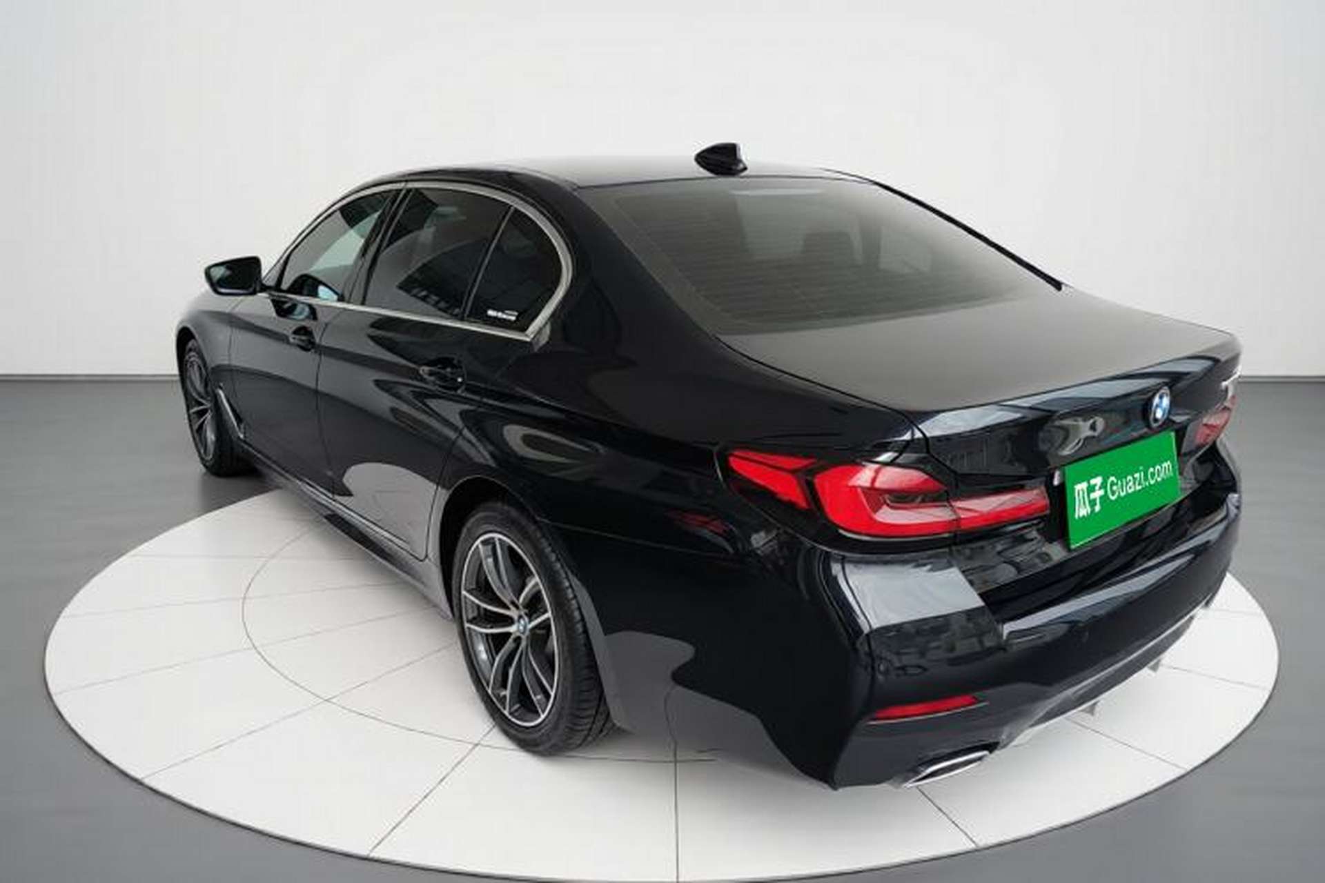 Used BMW 5 Series 2022 Second Facelift 525Li M Sport Package Exterior 2