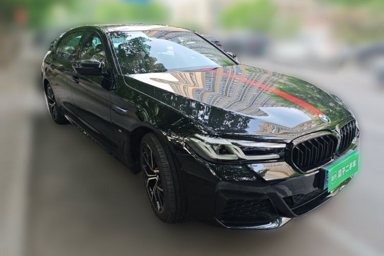 Used BMW 5 Series 2022 Second Facelift 530Li Luxury Version M Sport Package Exterior 2