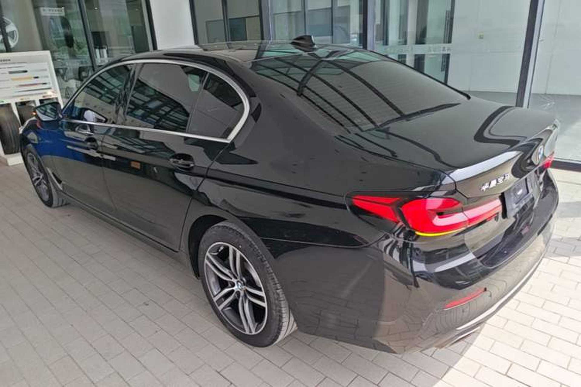 Used BMW 5 Series 2022 Second Facelift 530Li Leading Edition Luxury Package Exterior 2