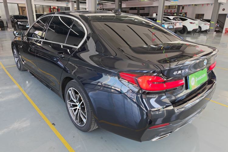 Used BMW 5 Series 2022 Restyled 525Li M Sport Package Exterior 2