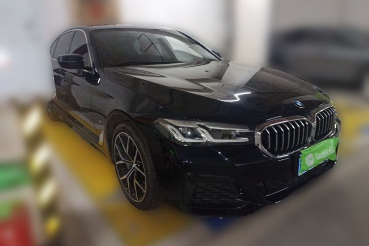 Used BMW 5 Series 2022 Second Facelift 530Li Luxury Version M Sport Package Exterior 2