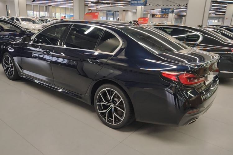 Used BMW 5 Series 2022 Revised Version 3 530Li Luxury Edition M Sport Package Exterior 2