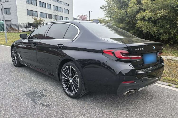 Used BMW 5 Series 2022 Restyled 530Li Leading Edition M Sport Package Exterior 2