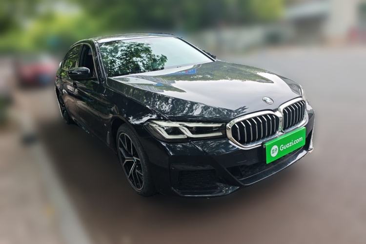 Used BMW 5 Series 2022 Second Facelift 530Li Luxury Version M Sport Package Exterior 2