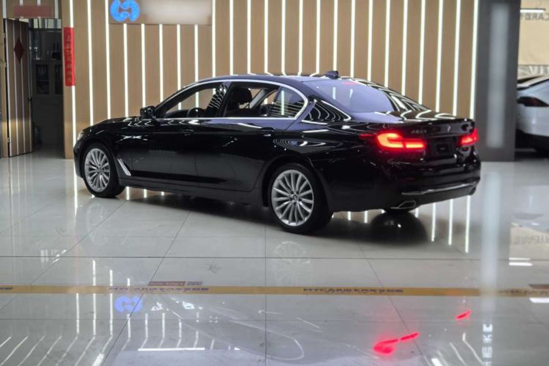 Used BMW 5 Series 2022 Second Facelift 530Li Luxury Edition Premium Package Exterior 2