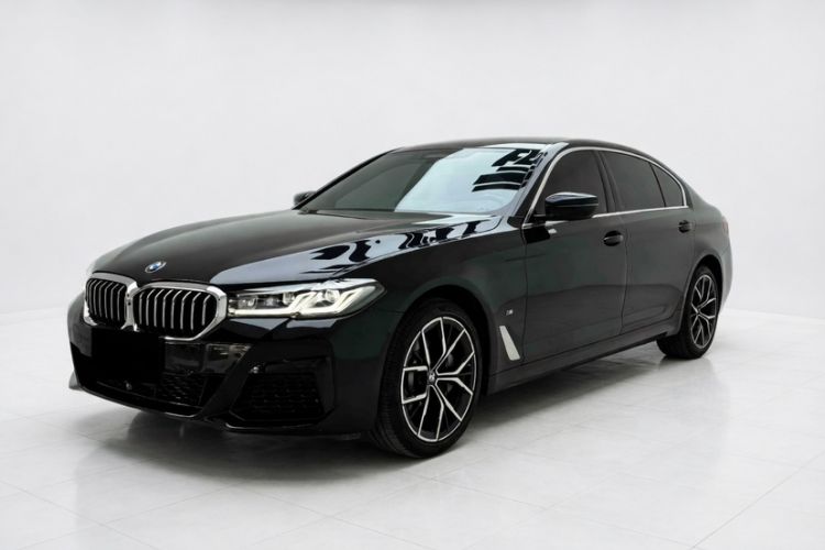 Used BMW 5 Series 2022 530Li Luxury Edition M Sport Package Exterior 2