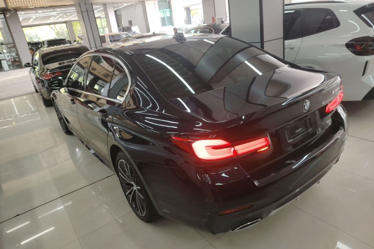 Used BMW 5 Series 2022 Restyled 530Li Leading Edition M Sport Package Exterior 2