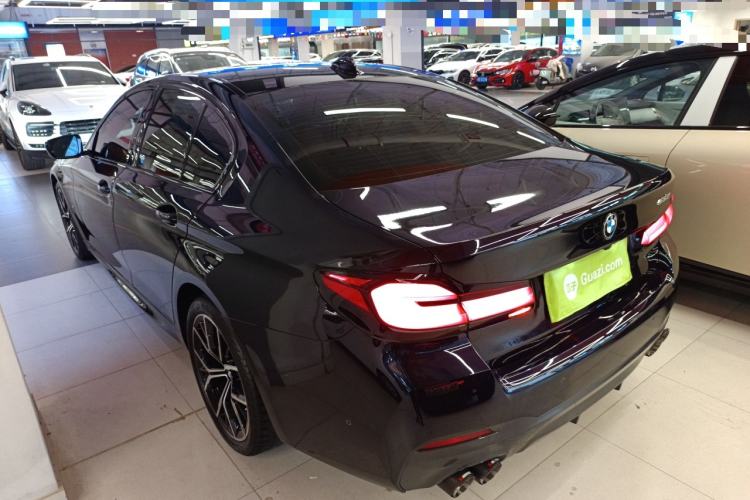 Used BMW 5 Series 2022 Second Facelift 530i M Sport Package Exterior 2