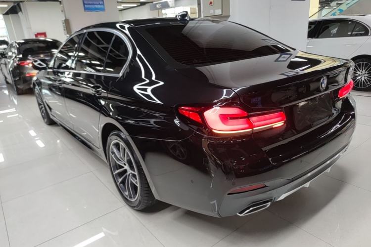Used BMW 5 Series 2022 Restyled 525Li M Sport Package Exterior 2