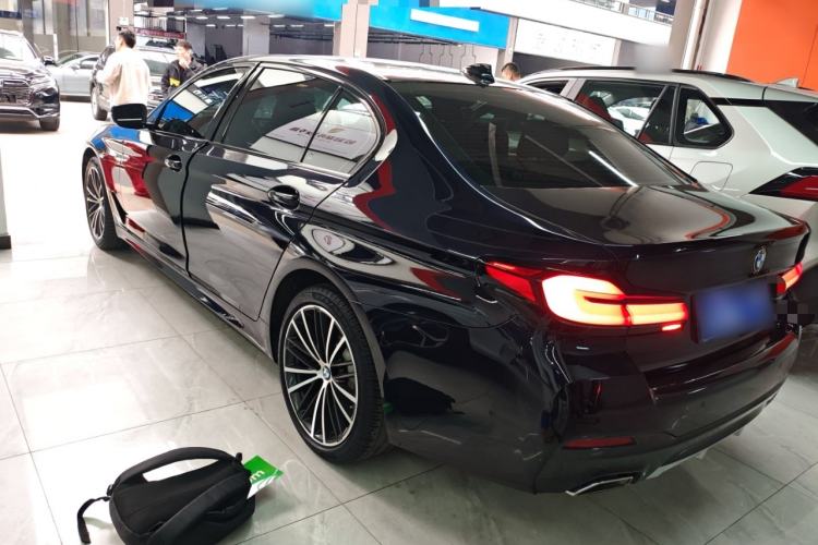 Used BMW 5 Series 2022 Restyled 530Li Leading Edition M Sport Package Exterior 2