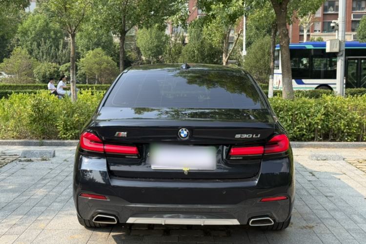 Used BMW 5 Series 2022 Restyled 530Li Leading Edition M Sport Package Exterior 3