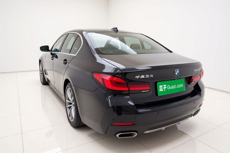 Used BMW 5 Series 2022 525Li M Sport Package Exterior 3