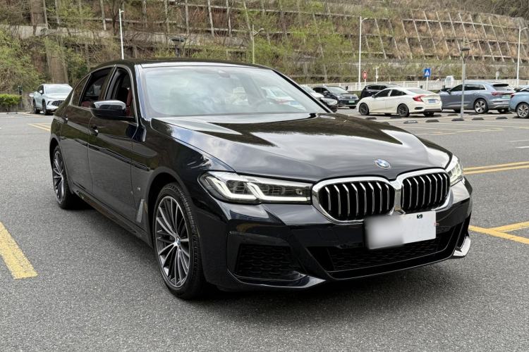 Used BMW 5 Series 2022 Restyled 530Li Leading Edition M Sport Package Exterior 3