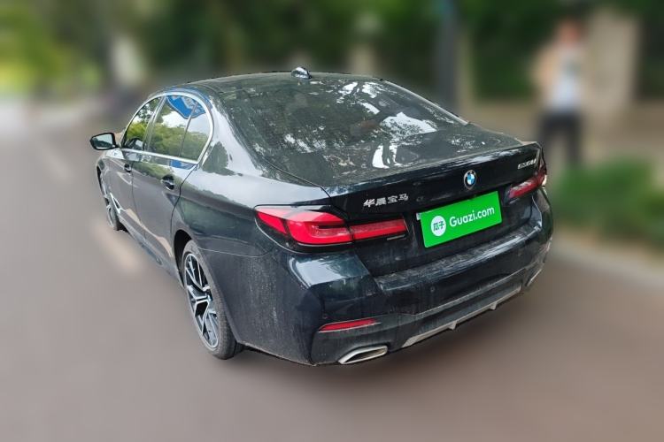 Used BMW 5 Series 2022 Second Facelift 530Li Luxury Version M Sport Package Exterior 3