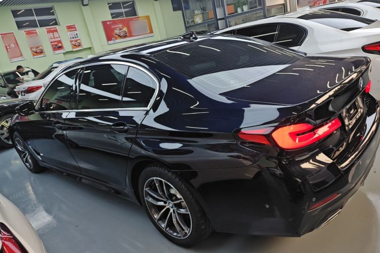 Used BMW 5 Series 2022 Restyled 525Li M Sport Package Exterior 3