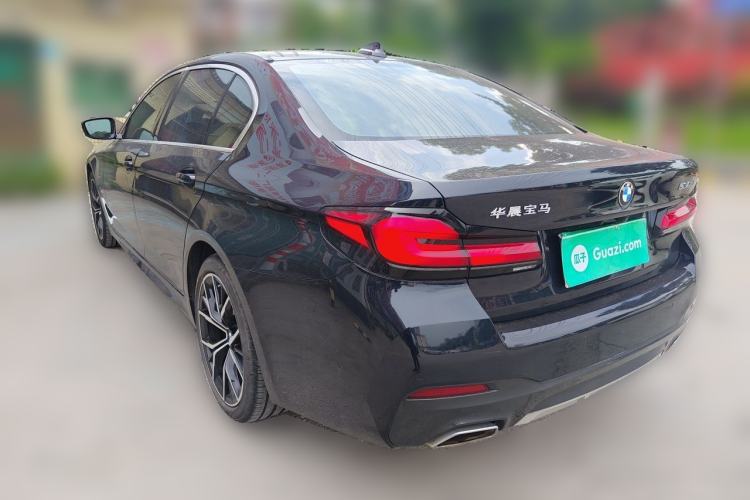 Used BMW 5 Series 2022 Second Facelift 530Li Luxury Version M Sport Package Exterior 3