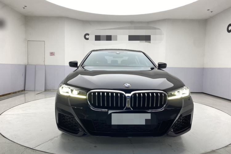 Used BMW 5 Series 2022 Restyled 530Li Leading Edition M Sport Package Exterior 4