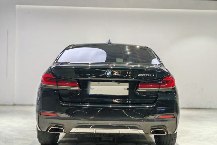 Used BMW 5 Series 2022 Second Facelift 525Li M Sport Package Exterior 4