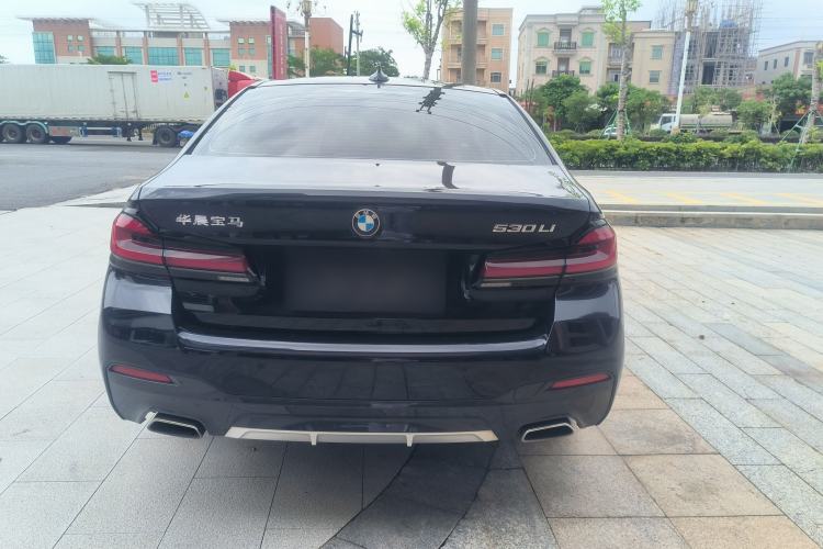 Used BMW 5 Series 2022 Second Facelift 530Li Leading Edition M Sport Package Exterior 4