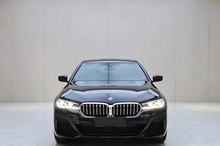 Used BMW 5 Series 2022 Second Facelift 525Li M Sport Package Exterior 4