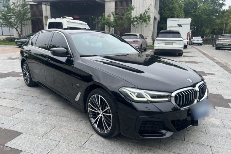 Used BMW 5 Series 2022 Second Facelift 530Li Leading Edition M Sport Package Exterior 4