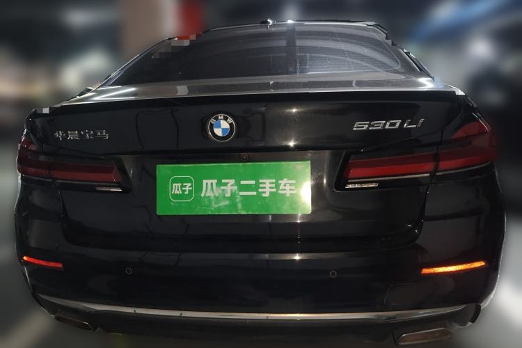 Used BMW 5 Series 2022 Updated 530Li Luxury Edition Premium Package Exterior 4