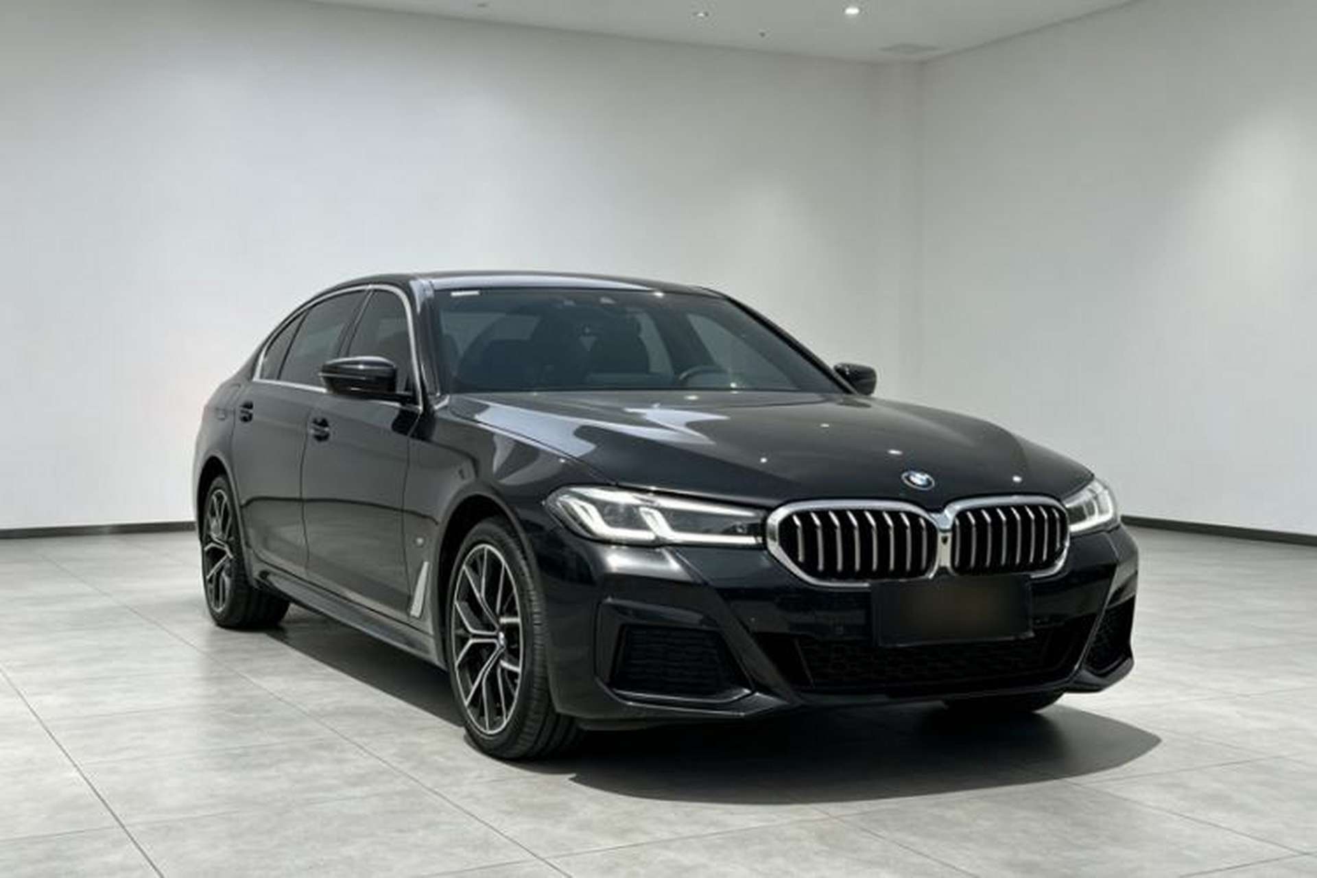 Used BMW 5 Series 2022 Revised Version 3 530Li Luxury Edition M Sport Package Exterior 4