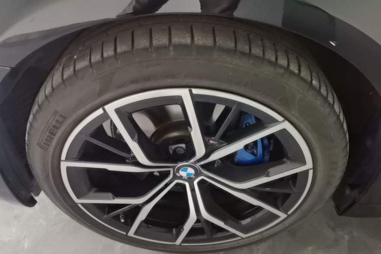 Used BMW 5 Series 2022 Second Facelift 530i M Sport Package Exterior 4