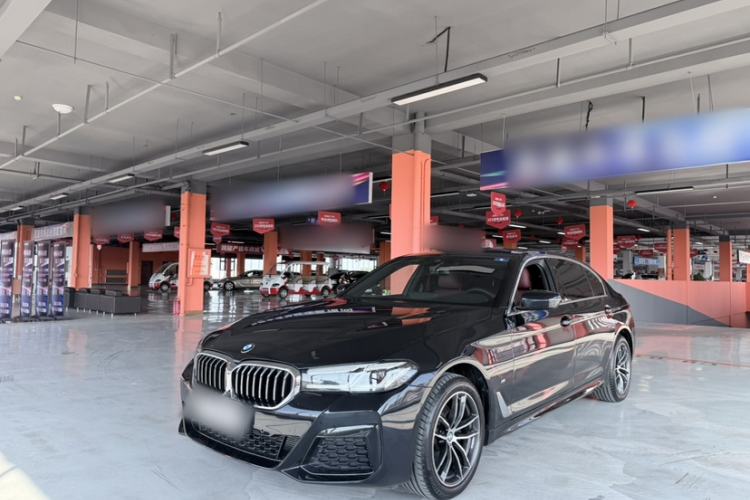 Used BMW 5 Series 2022 Second Facelift 525Li M Sport Package Exterior 4