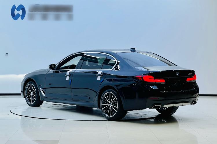 Used BMW 5 Series 2022 530Li Leading Model M Sport Package Exterior 4