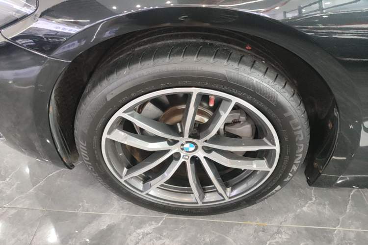 Used BMW 5 Series 2022 525Li M Sport Package Exterior 4