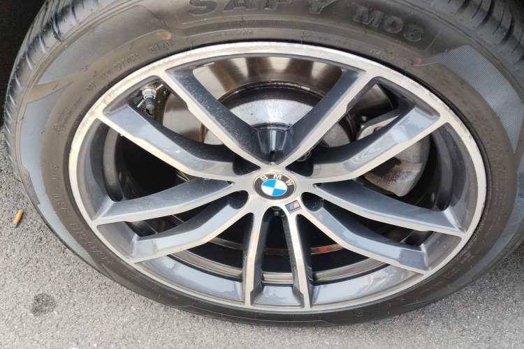 Used BMW 5 Series 2022 Second Facelift 525Li M Sport Package Exterior 5