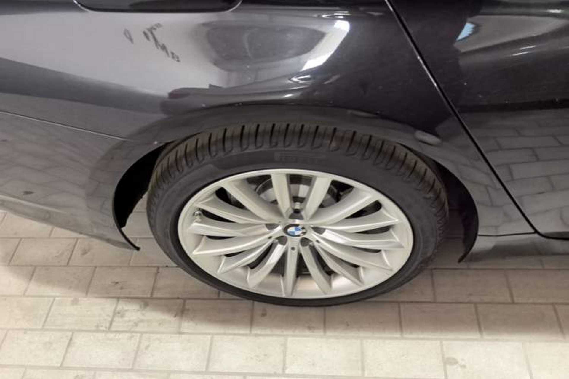 Used BMW 5 Series 2022 Second Facelift 530Li Luxury Edition Premium Package Exterior 5