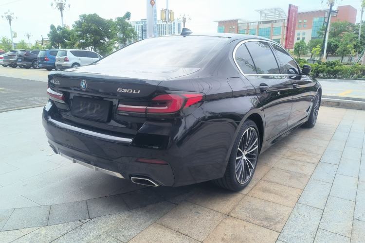 Used BMW 5 Series 2022 Second Facelift 530Li Leading Edition M Sport Package Exterior 5