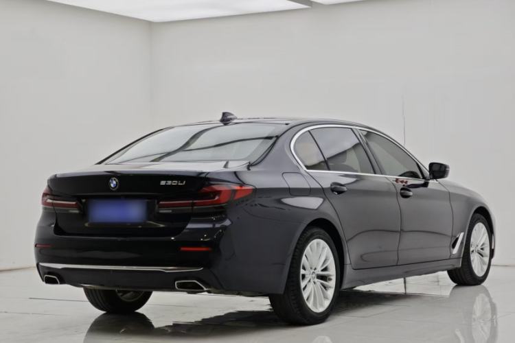 Used BMW 5 Series 2022 Restyled 525Li Luxury Package Exterior 5