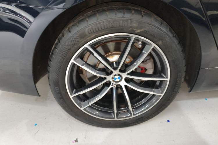 Used BMW 5 Series 2022 Second Facelift 525Li M Sport Package Exterior 5
