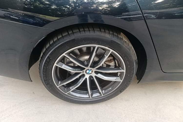 Used BMW 5 Series 2022 Second Facelift 525i M Sport Package Exterior 5